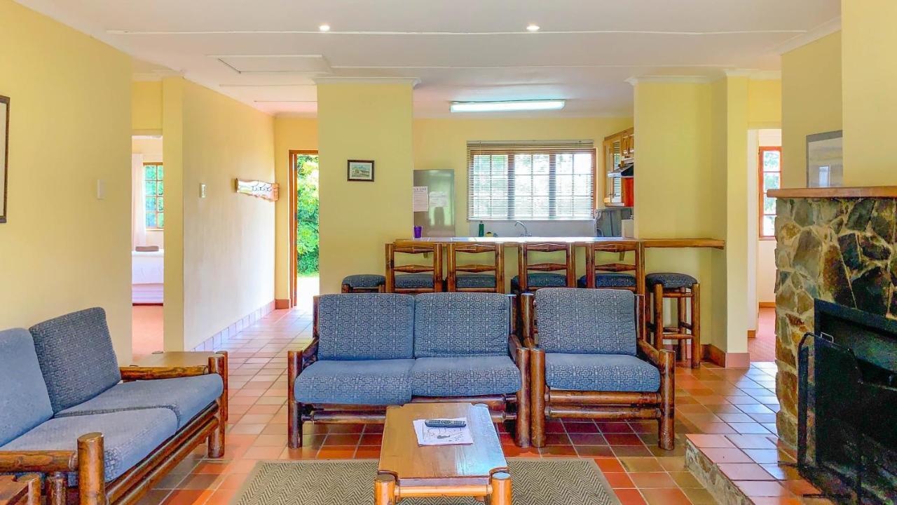 Wits End Mountain Resort Champagne Valley Экстерьер фото