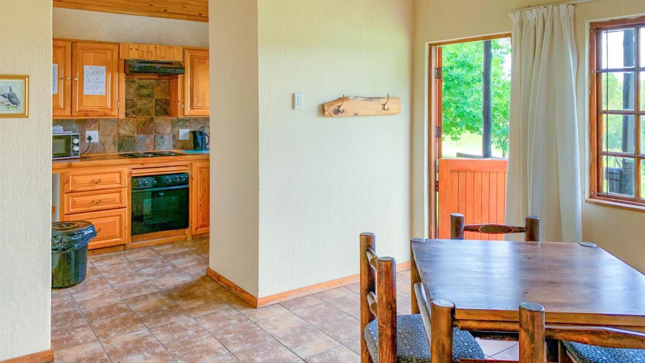 Wits End Mountain Resort Champagne Valley Экстерьер фото
