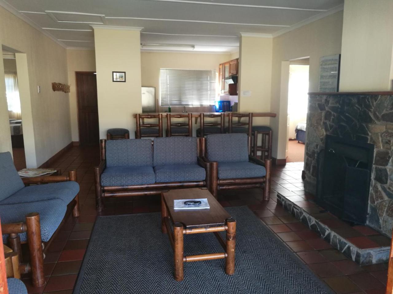 Wits End Mountain Resort Champagne Valley Экстерьер фото