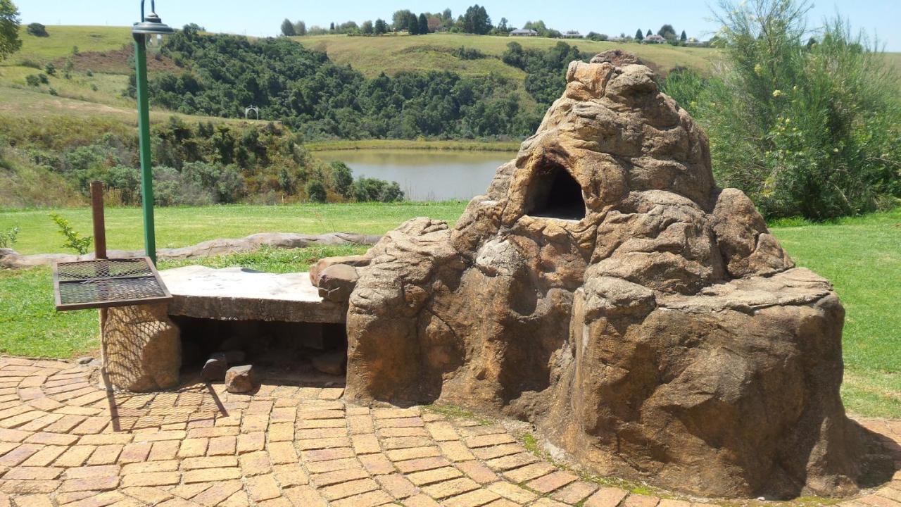 Wits End Mountain Resort Champagne Valley Экстерьер фото