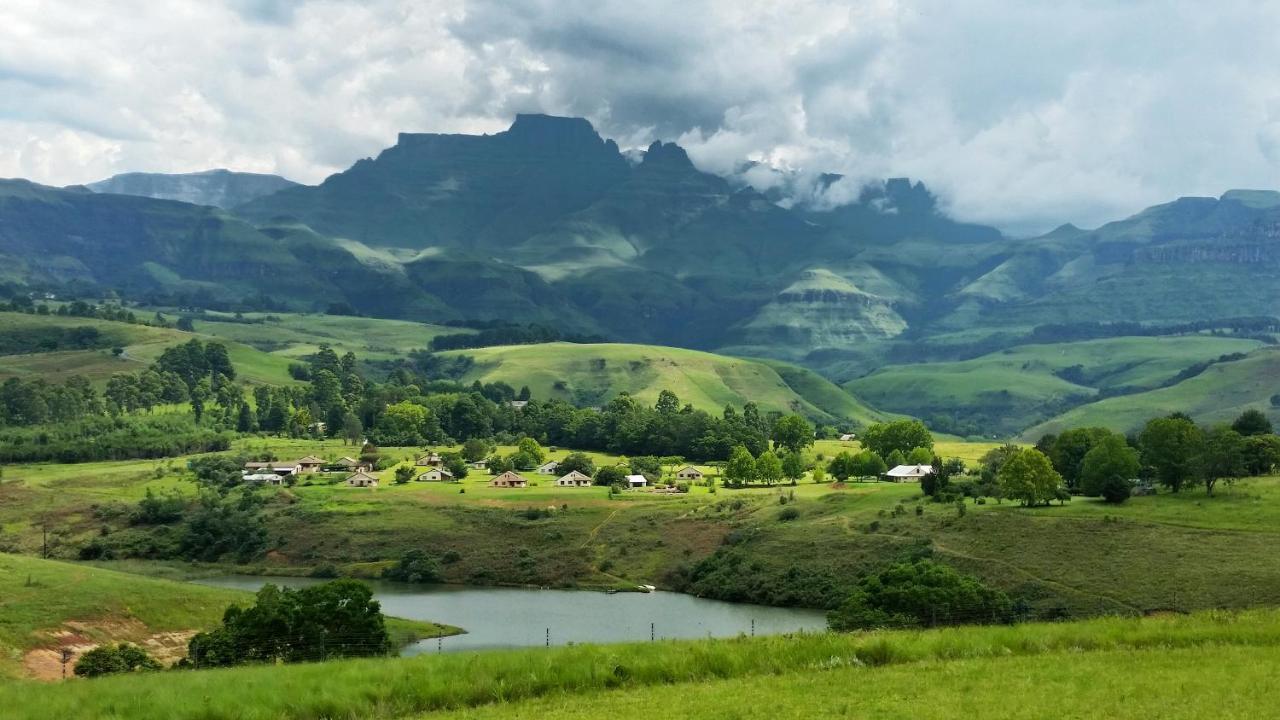 Wits End Mountain Resort Champagne Valley Экстерьер фото
